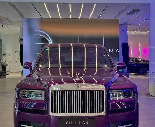2022 Exotic Rolls Royce Cullian – Purple